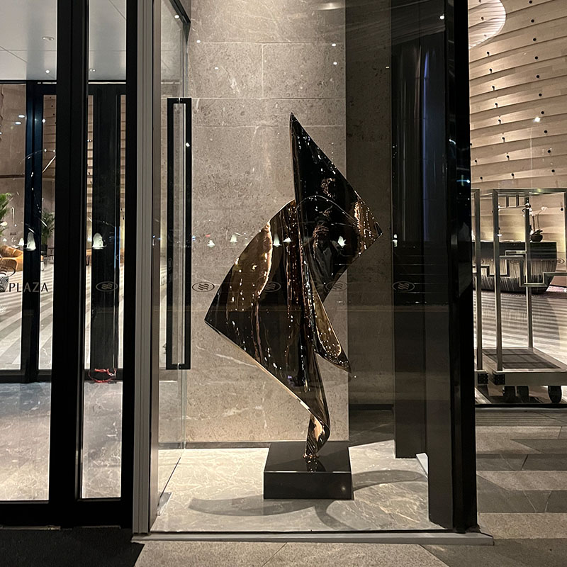 金屬雕塑擺件電鍍，泉州濱江皇冠假日酒店